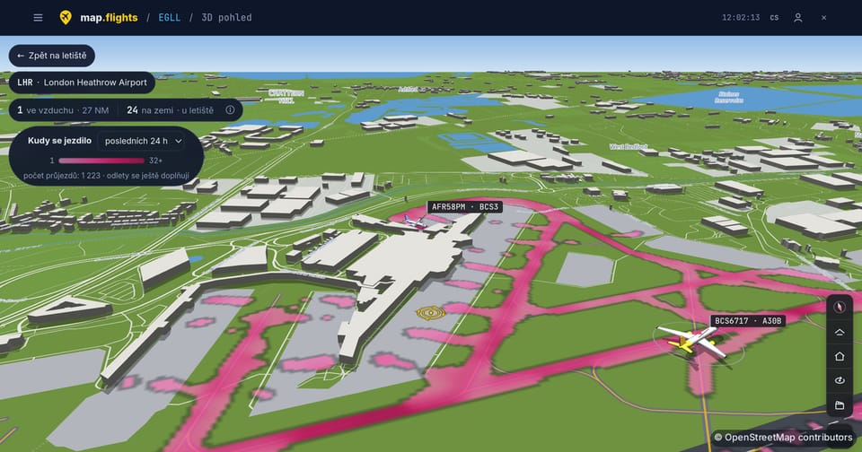 Heathrow de dia com faixas cor-de-rosa ao longo dos caminhos de circulação mais usados